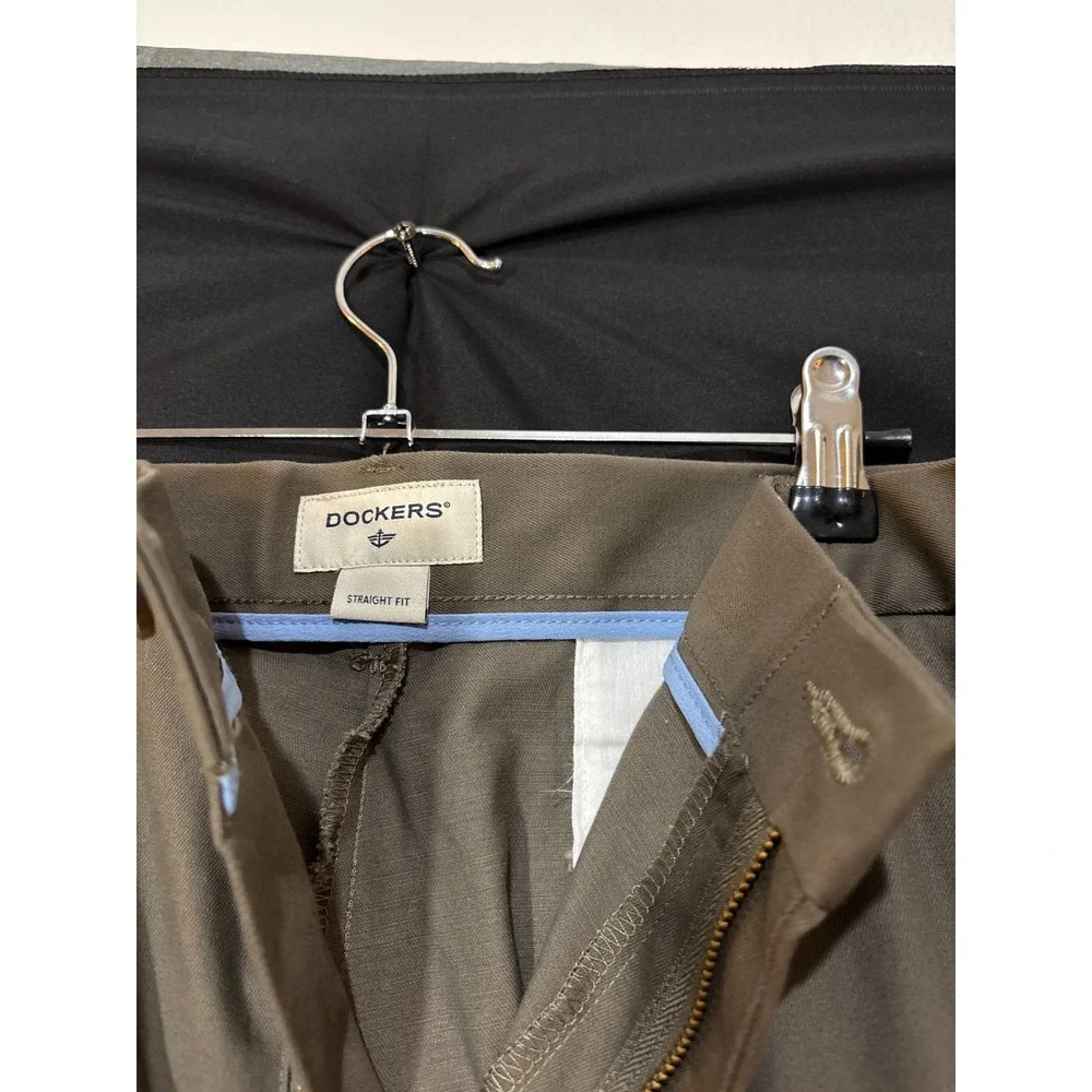 Dockers Signature Khaki Men's Straight Fit Stretch Performance Dress Pants 40x29